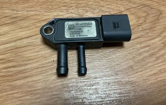 Dodge Journey Air pressure sensor 05149175AA 27DPS09001