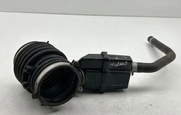Intake resonator