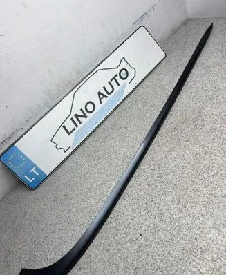 BMW 7 E38 Rear bumper trim bar molding 8125434