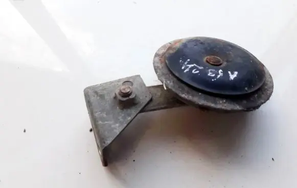 Mitsubishi Space Wagon Horn signal