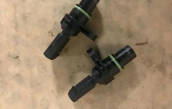 Audi Q3 F3 Camshaft position sensor 04L907601A