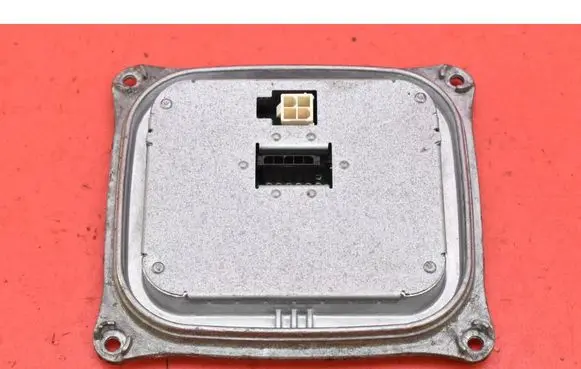 Audi A4 S4 B8 8K Voltage converter/converter module 8K0907472A