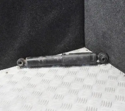 Hyundai i20 (PB PBT) Rear shock absorber/damper 553001J00