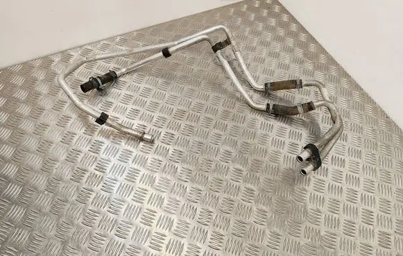 Porsche Cayenne (92A) Engine coolant pipe/hose 7P0819925C