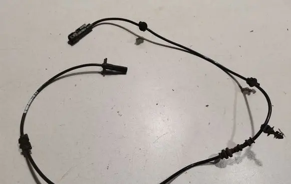 Opel Insignia B ABS brake wheel speed sensor 07116869