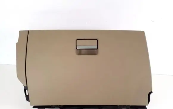 Land Rover Evoque I Glove box LR060061