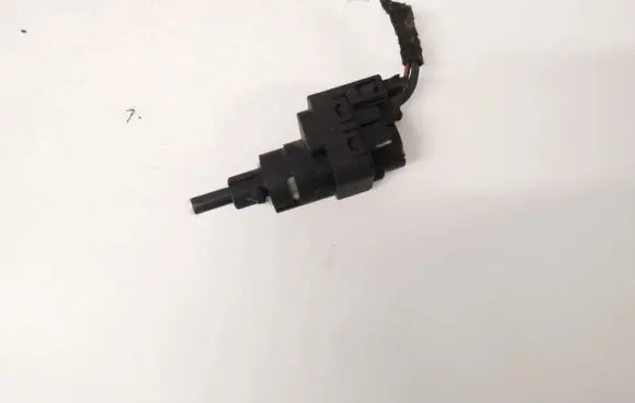 Volkswagen Fox Brake pedal sensor switch 6q0945511