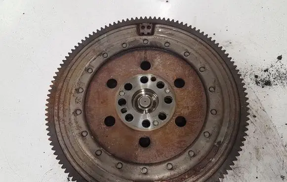 BMW 3 E90 E91 Dual mass flywheel 7637279