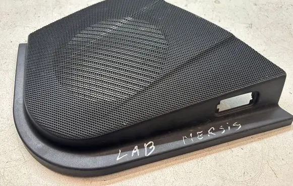 Mercedes-Benz A W169 Front door speaker cover trim A2117270688