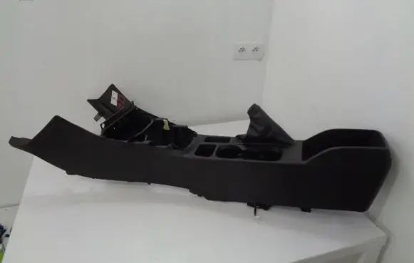 Ford Fiesta Center console H1BBA045