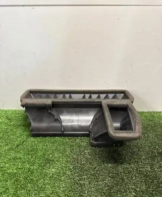 Porsche Macan (95B) Cabin air duct channel 95B858431