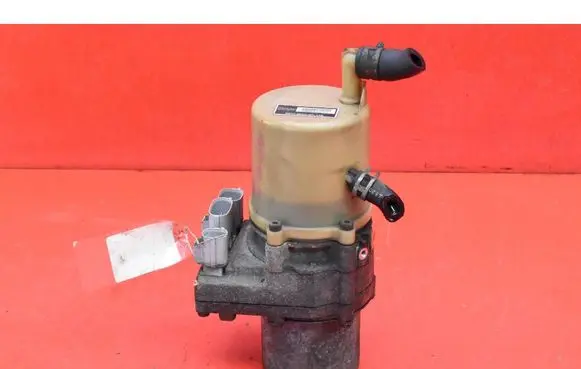 Mazda 3 I Power steering pump