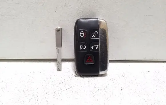 Land Rover Discovery Sport Ignition key/card CH2215K601BF