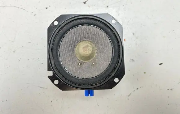 Chevrolet Corvette C6 Front door speaker 25798963