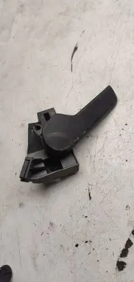 Volkswagen PASSAT B6 Engine bonnet (hood) release handle 1k1823633