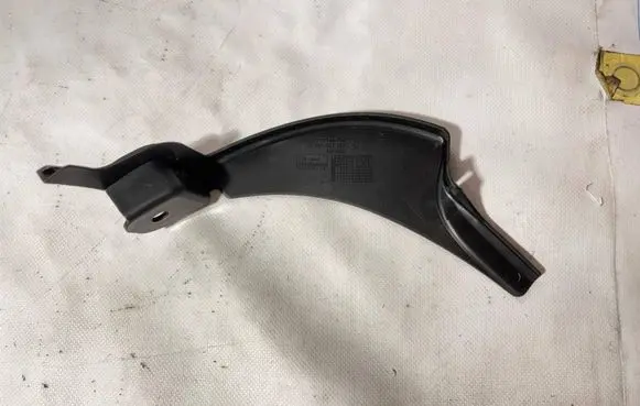 Mercedes-Benz E W211 Front bumper skid plate/under tray 2218851723 1622540 05012010