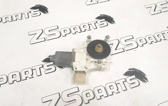 BMW 1 E81 E87 Front door window regulator motor 6927028 996625101