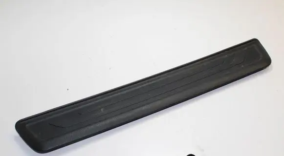 KIA Sportage Front sill trim cover 858833U010