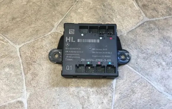 Mercedes-Benz C W204 Door control unit/module A2129004106