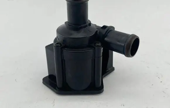 Audi A4 S4 B8 8K Electric auxiliary coolant/water pump 8K0819147A