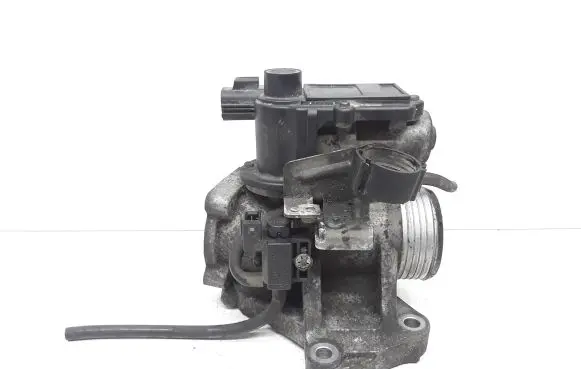 Volvo V70 EGR valve 30743863 70056103