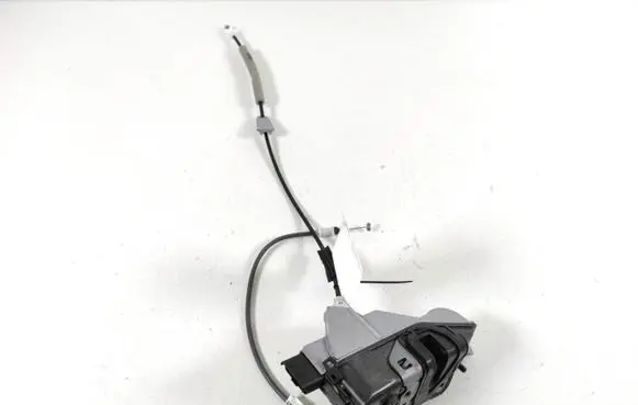 Opel Vivaro Front door lock 9808414180