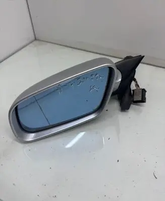 Audi A4 S4 B5 8D Front door electric wing mirror 8D0857543A