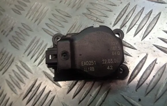 Ford Focus A/C air flow flap actuator/motor 3M5H-19E616-AB