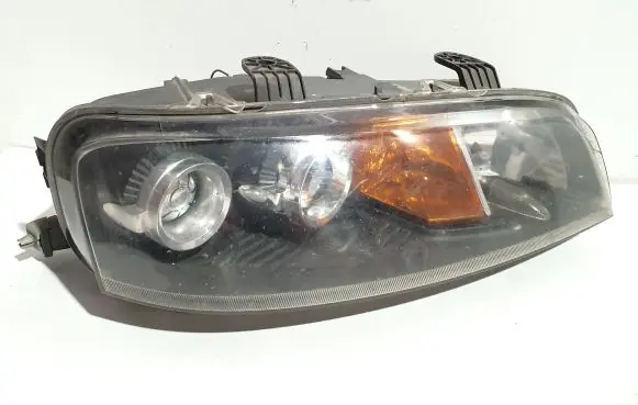 Fiat Punto (188) Headlight/headlamp 89100448