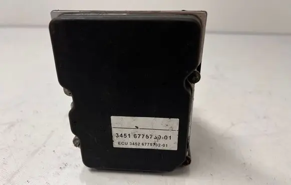 BMW 5 E60 E61 ABS Pump 6775730