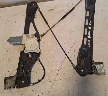 Mercedes-Benz E W211 Front door window regulator motor 993627101 0130821971 A2118203042