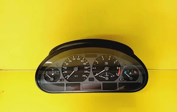 Speedometer (instrument cluster)