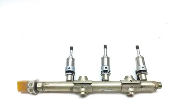Audi A1 Fuel injectors set 04C133320F 22117M765