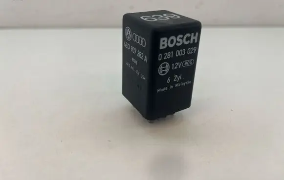 Audi A6 S6 C6 4F Glow plug pre-heat relay 0281003029 4E0907282A