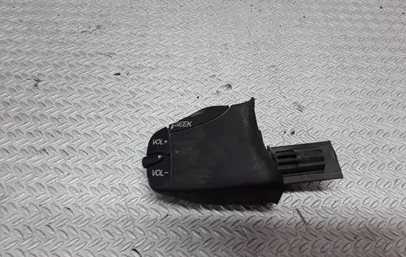 Ford Focus Sound control switch 98AB14K147AC