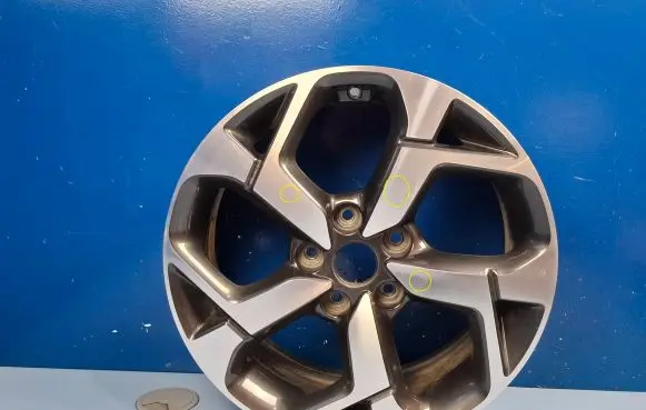 R17 alloy rim