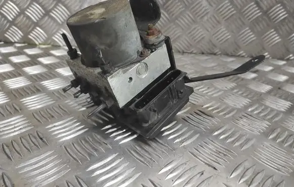 Toyota Avensis T250 ABS Pump 2265100416085 030407