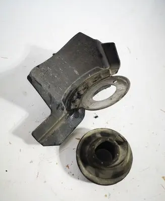 Audi A6 C7 Rear coil spring rubber mount 8K0511539 8K0511539E