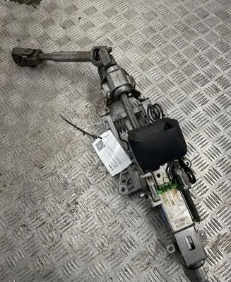 Volkswagen PASSAT B6 Steering wheel axle 52758032