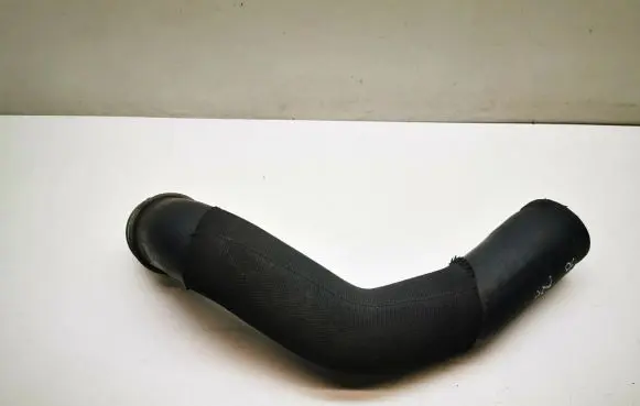 Intercooler hose/pipe