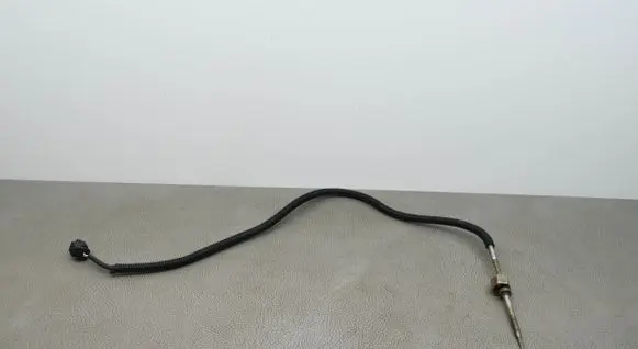 Mercedes-Benz C W205 Oil temperature sensor A0009059705