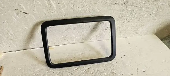 Skoda Fabia Mk2 (5J) Radio/GPS head unit trim 5J0858069A 1081469X