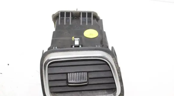 Volkswagen Scirocco Dashboard air vent grill cover trim 1Q0819710B 1Q0819704G