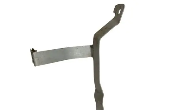 Front bumper mounting bracket