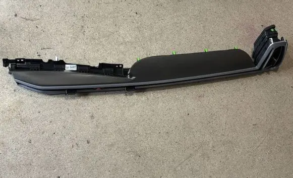 KIA Sorento IV Dashboard glove box trim 84795P2AM0