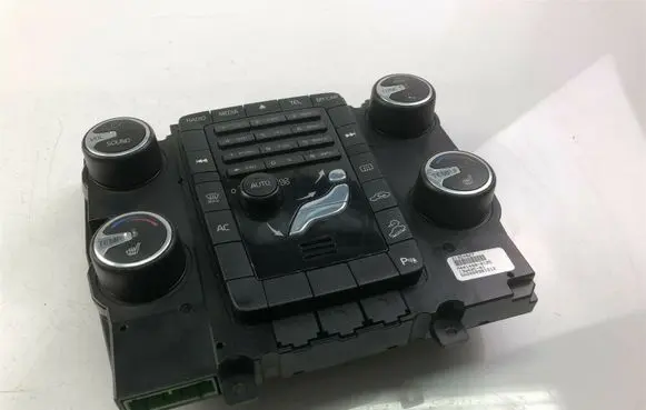 Volvo XC70 Climate control unit 31324827 S614