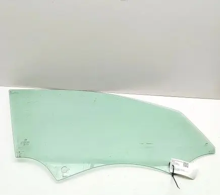 Peugeot 308 Front door window glass four-door 9677867780