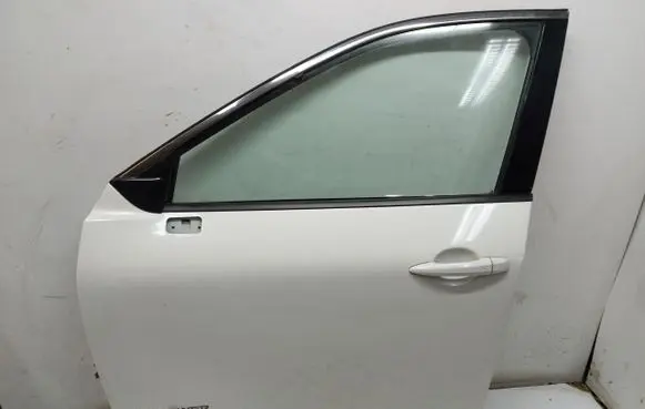 Nissan X-Trail T33 Front door NISXTRDRZ207193