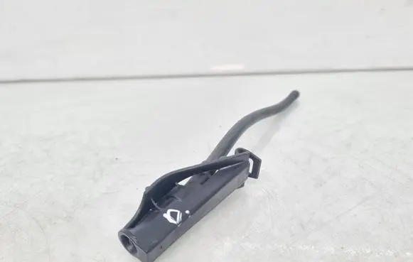 Land Rover Evoque I Windshield washer spray nozzle 