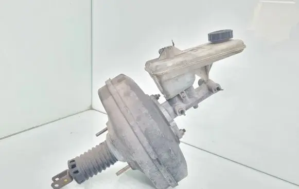 Opel Vivaro Brake booster 9116529 8200003516 32067008
